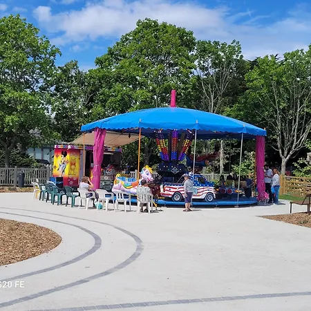 아파트 Du Parc 바르네빌카테레